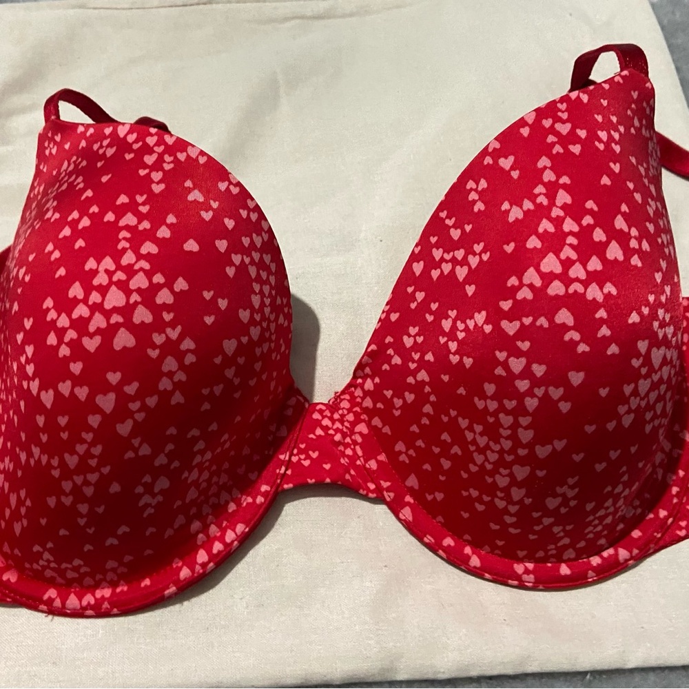Victoria's Secret Red Heart Print Bra
